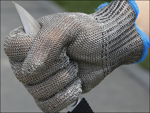 Cut proof wire mesh gloves